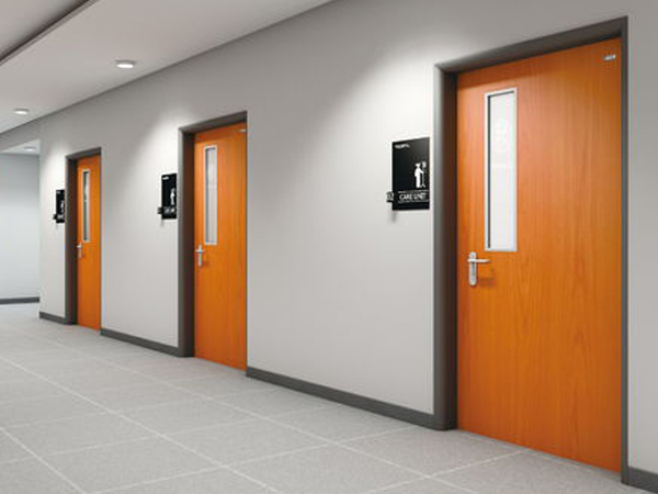 自動醫用門的價格因素：